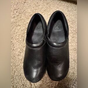 SR Max Women's Black Clog Style Slip Resistant Soft Toe Work Shoe US 9